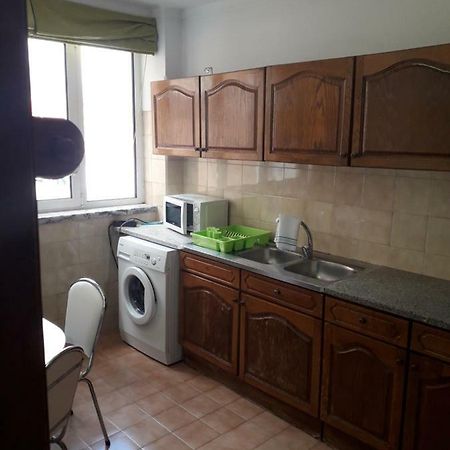 Apartamento 300 Metros Do Santuario De Fatima T4 Eksteriør billede